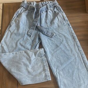 H&M Light Blue ankle Kids Denim Jeans with Belt